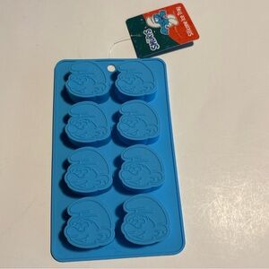 The Smurfs Silicone Ice Cube Tray Candy Mold Makes 8 Cubes NWT